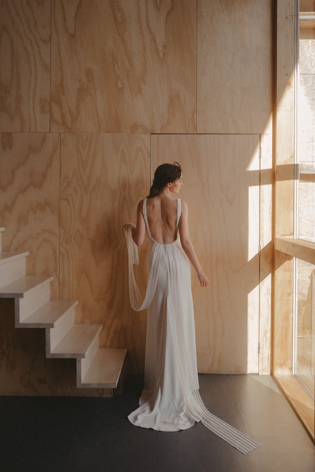 blanche et brune robe de mariee maison maelie hadid 1