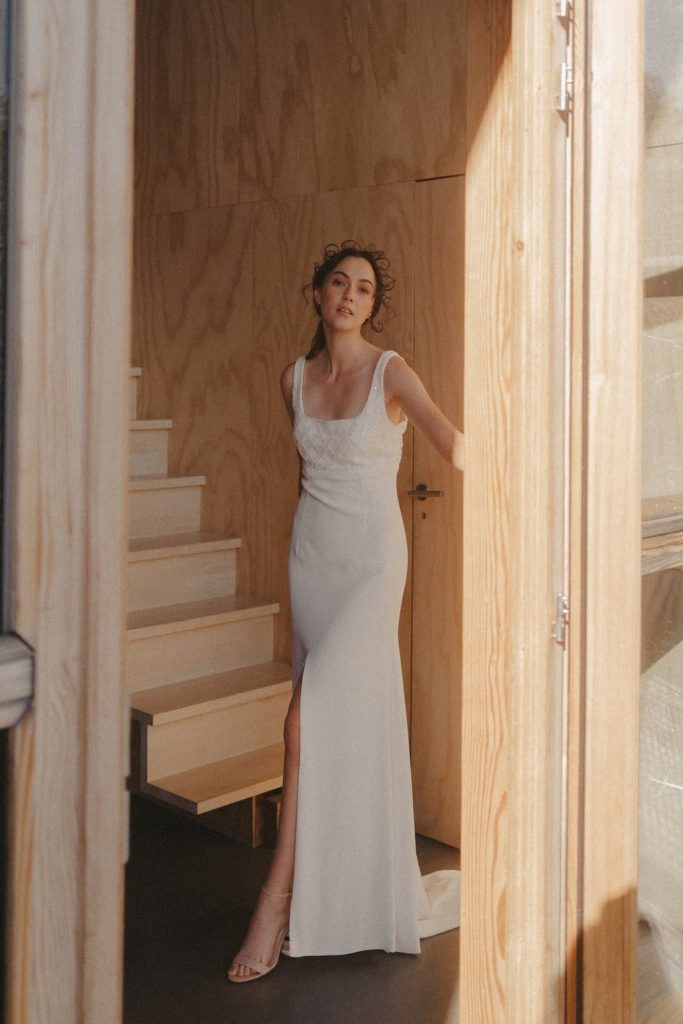 blanche et brune robe de mariee maison maelie hadid 3