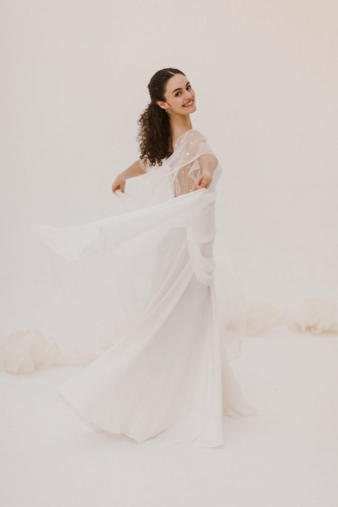 robe de mariée Maddy de Atelier Swan en exclusivité chez Blanche & brune : le showroom de robes de mariée de créateurs de seconde main