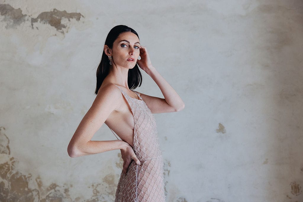 Robe de mariée Maison Maelie Cléopâtre, naked dress en tulle brodé de perles à fines bretelles
